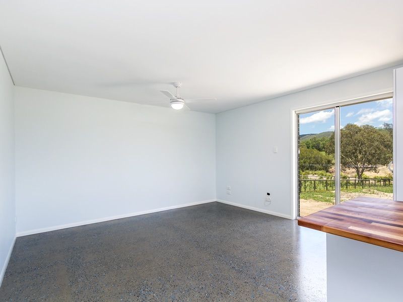 86 Sippel Drive, Woodford QLD 4514