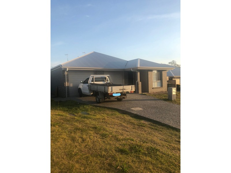 1/14 Sterling Road, Morayfield QLD 4506