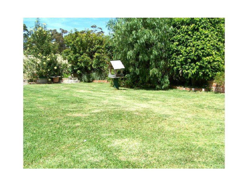 12 Wasshaven Cl, Wrights Beach NSW 2540