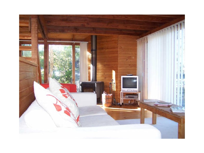 15 Saumarez Street, Vincentia NSW 2540