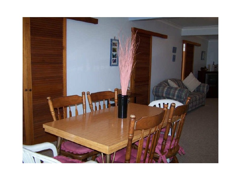 8 Bayswater Street, Vincentia NSW 2540