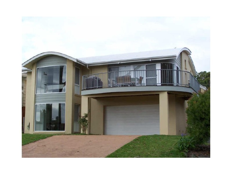 3 Lambs Crescent, Vincentia NSW 2540