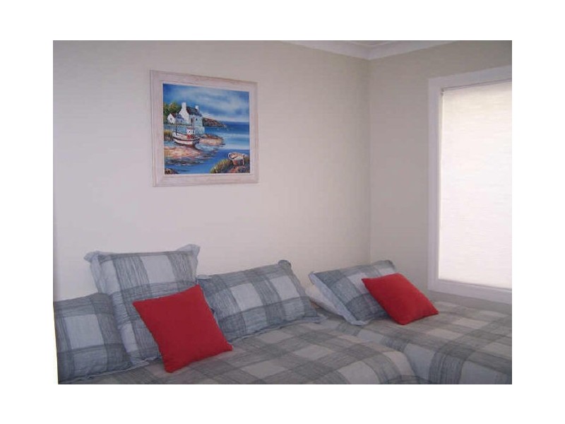 3 Lambs Crescent, Vincentia NSW 2540