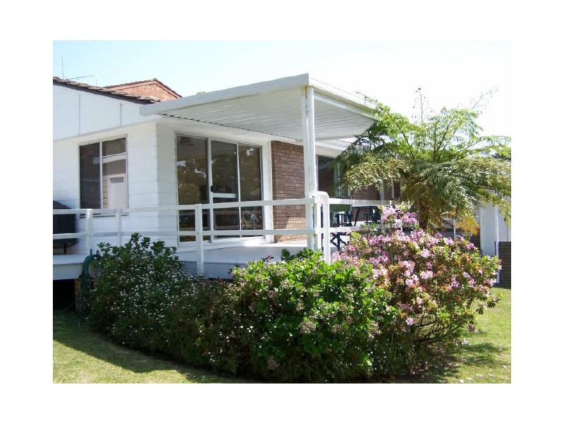 20 Colloden Ave, Vincentia NSW 2540