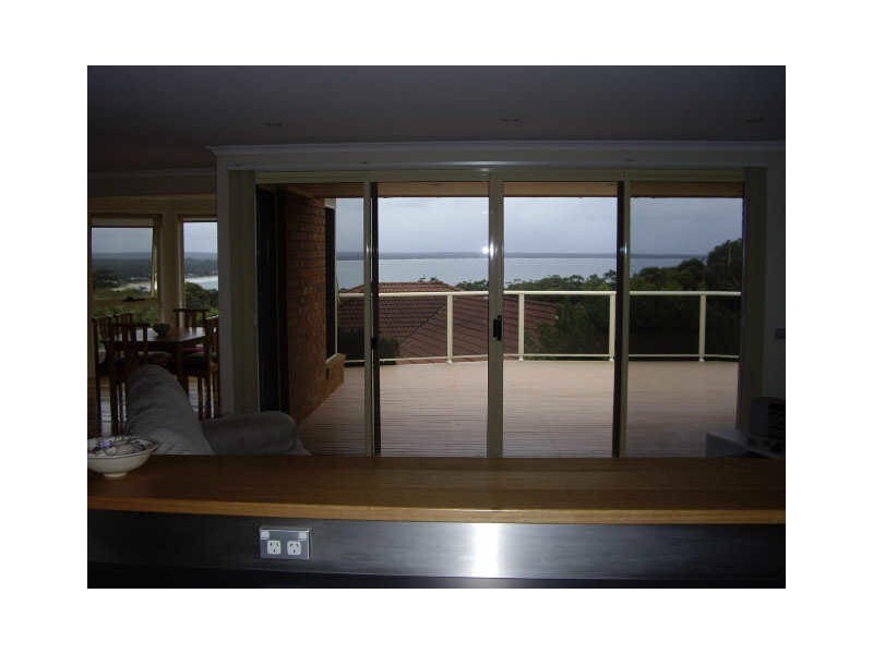 11 Whitshed Place, Vincentia NSW 2540