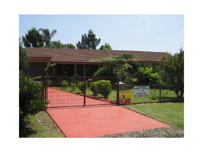 18 Wattle Ave, Sanctuary Point NSW 2540