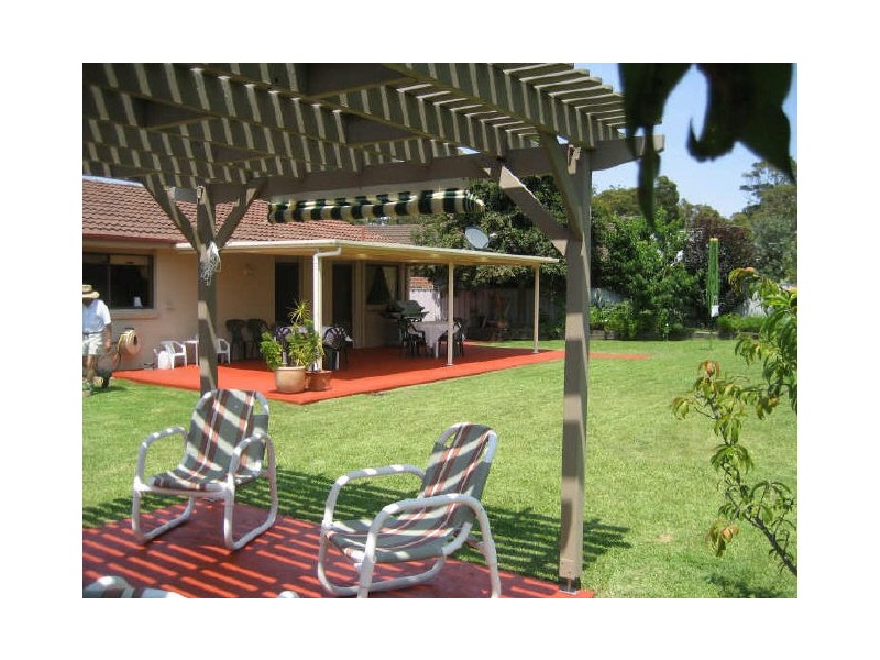 18 Wattle Ave, Sanctuary Point NSW 2540