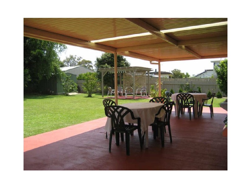 18 Wattle Ave, Sanctuary Point NSW 2540