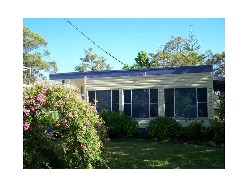 13 Greville Avenue, Sanctuary Point NSW 2540