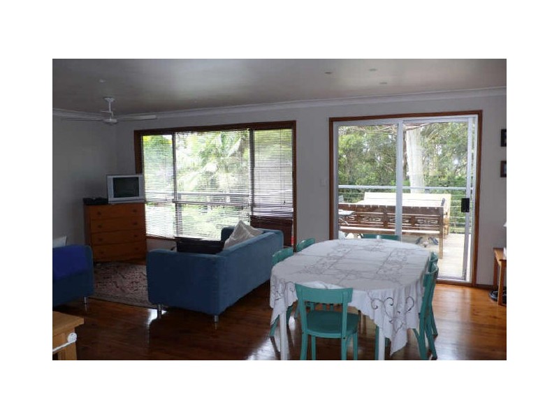 422 Elizabeth Drive, Vincentia NSW 2540