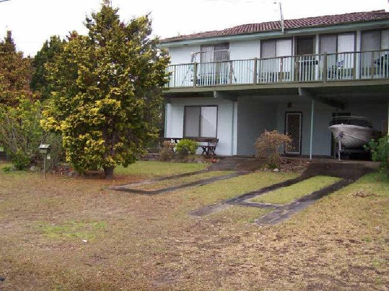 33 Lambs Crescent, Vincentia NSW 2540