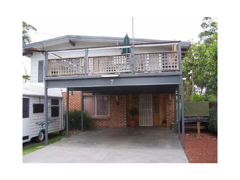 7 Mernie Street, Old Erowal Bay NSW 2540