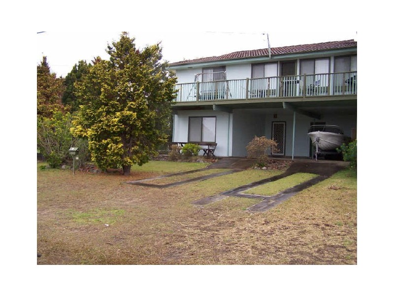 33 Lambs Crescent, Vincentia NSW 2540