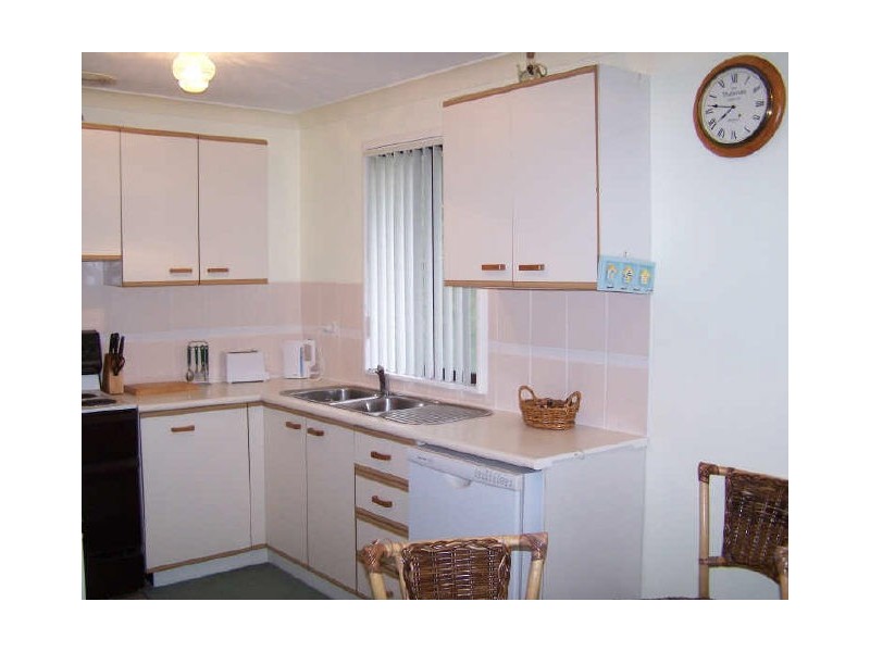 33 Lambs Crescent, Vincentia NSW 2540