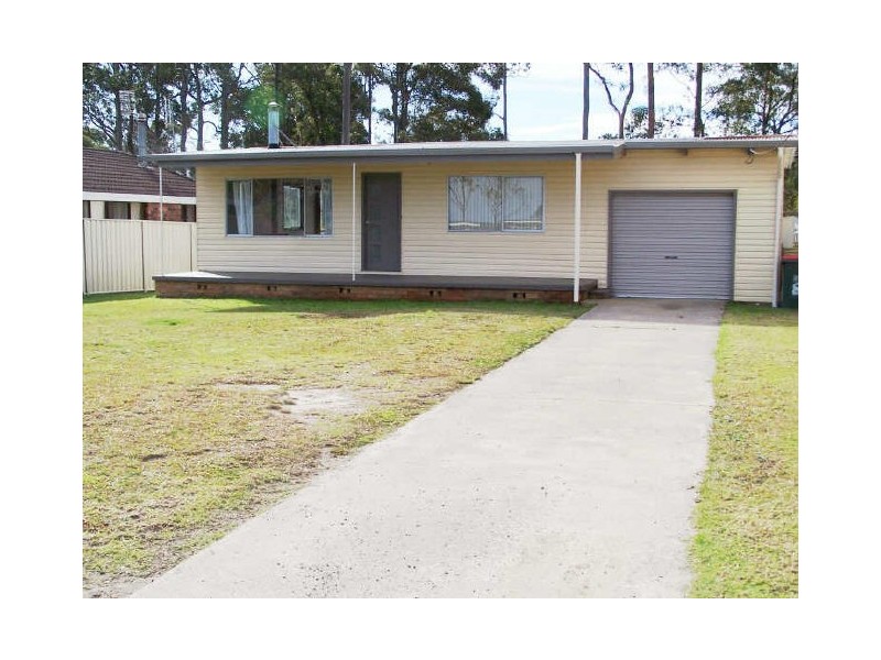 8 Walmer Ave, Sanctuary Point NSW 2540