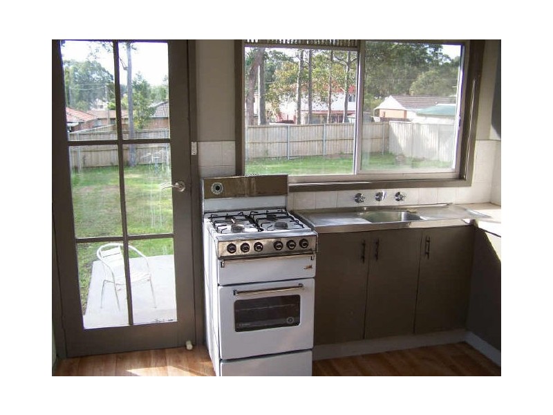 8 Walmer Ave, Sanctuary Point NSW 2540