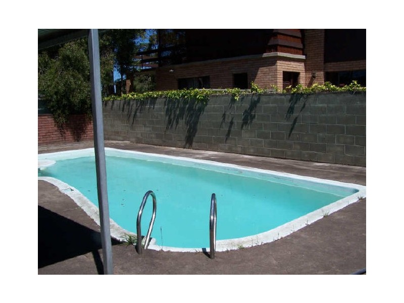 6 Elizabeth Drive, Vincentia NSW 2540