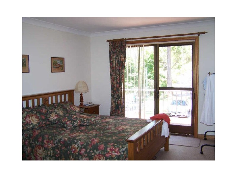 12 Deakin Street, Wrights Beach NSW 2540
