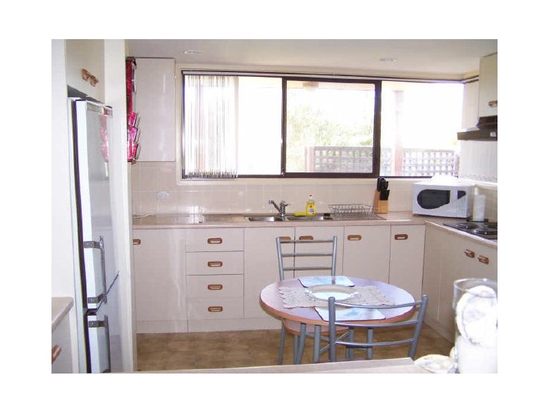 18 Deas Thomson, Vincentia NSW 2540