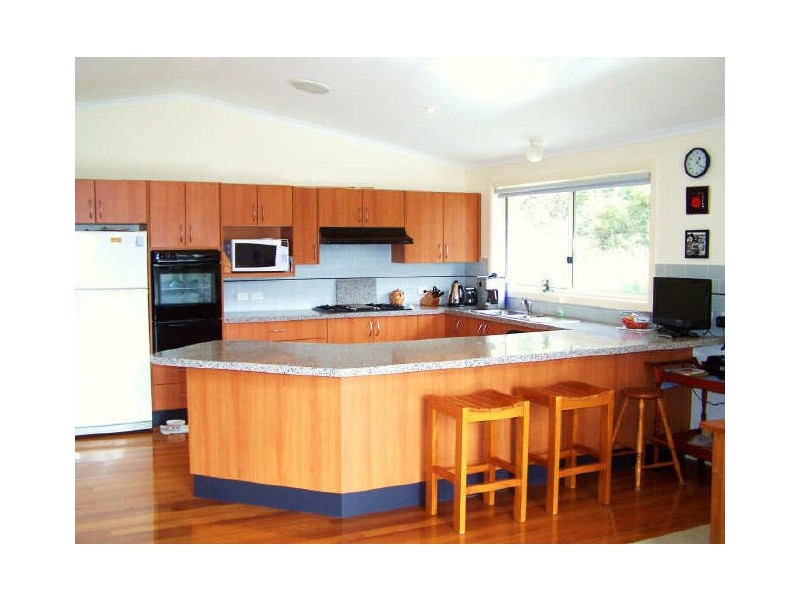 8 Grey Place, Vincentia NSW 2540