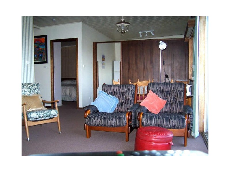 16 Lambs Crescent, Vincentia NSW 2540