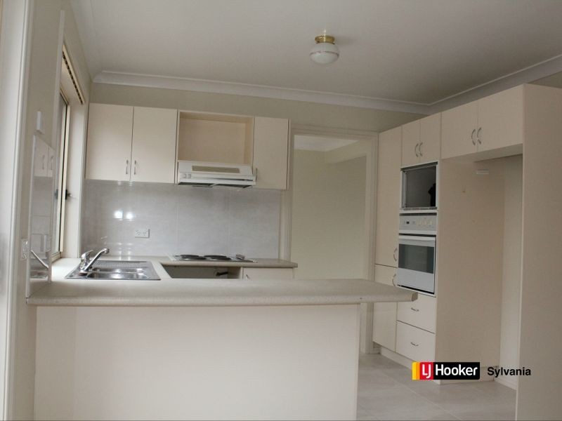 4 Dawson Place, Menai NSW 2234