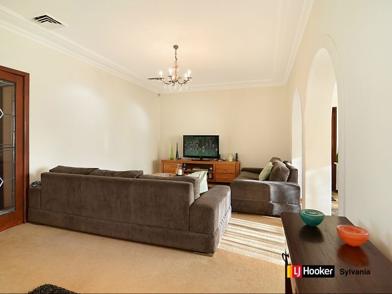 7 Lachlan Avenue, Sylvania Waters NSW 2224