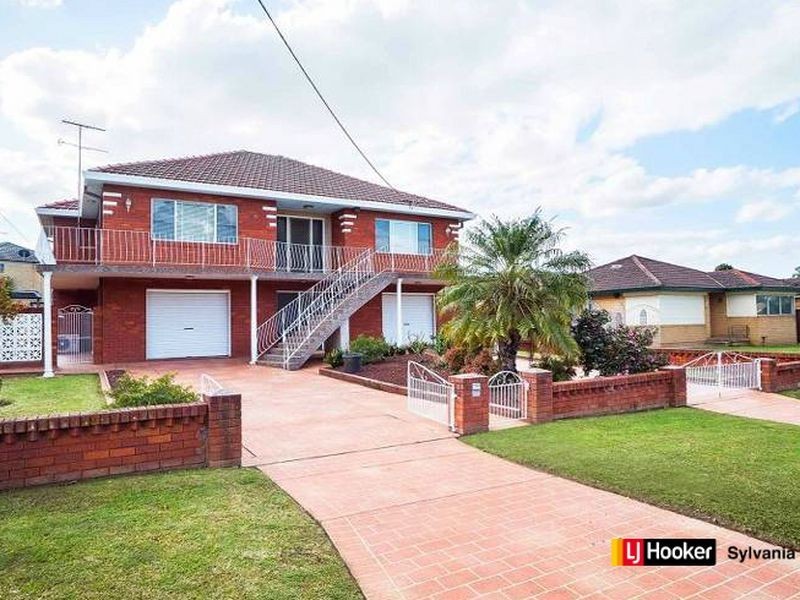Moorebank NSW 2170