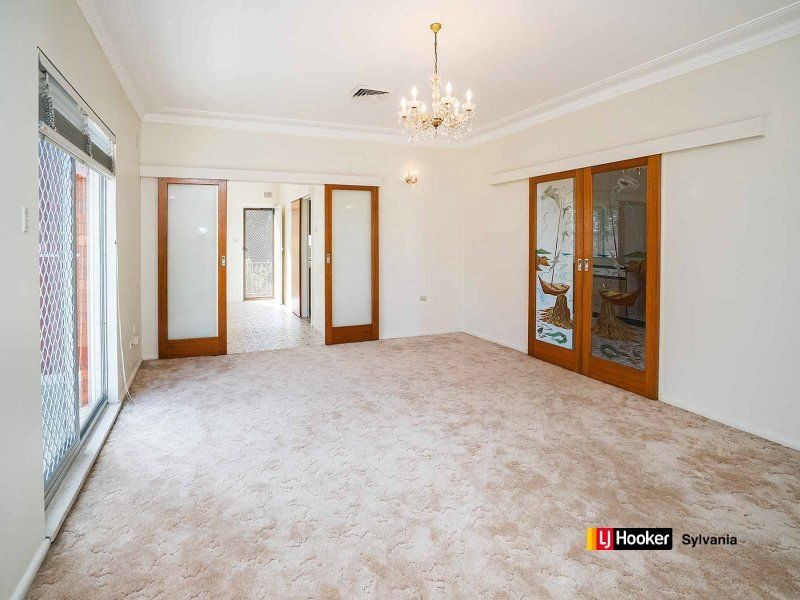Moorebank NSW 2170