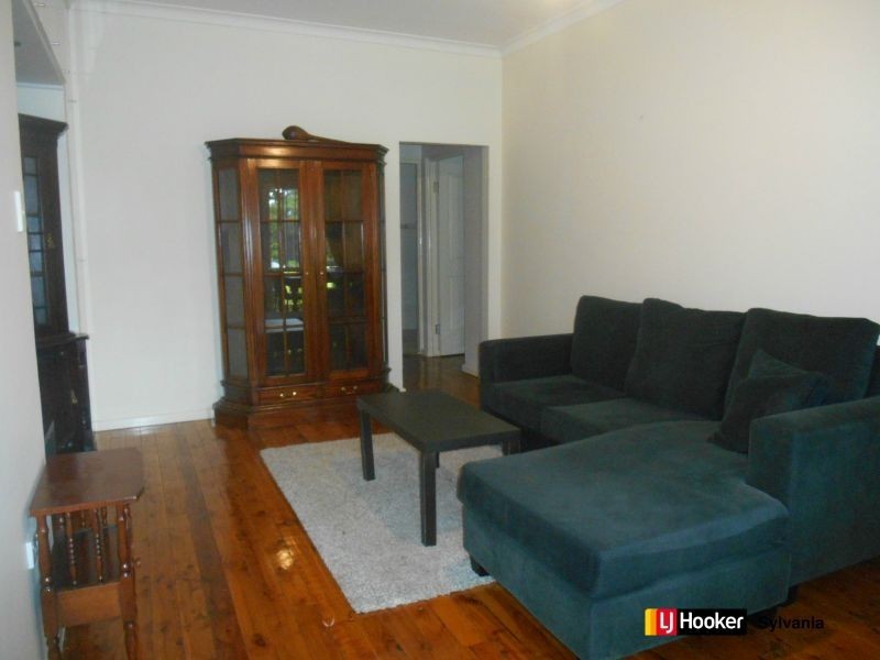 2/6 Kresser Grove, Canterbury NSW 2193