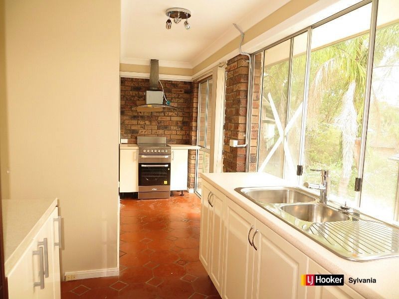 3 Yanderra Avenue, Bangor NSW 2234