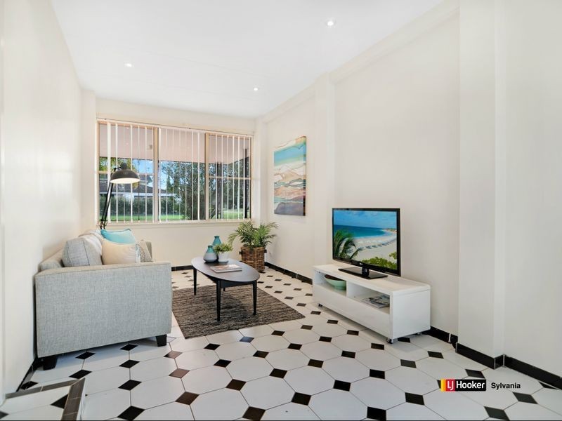 4 Nymboida Crescent, Sylvania Waters NSW 2224