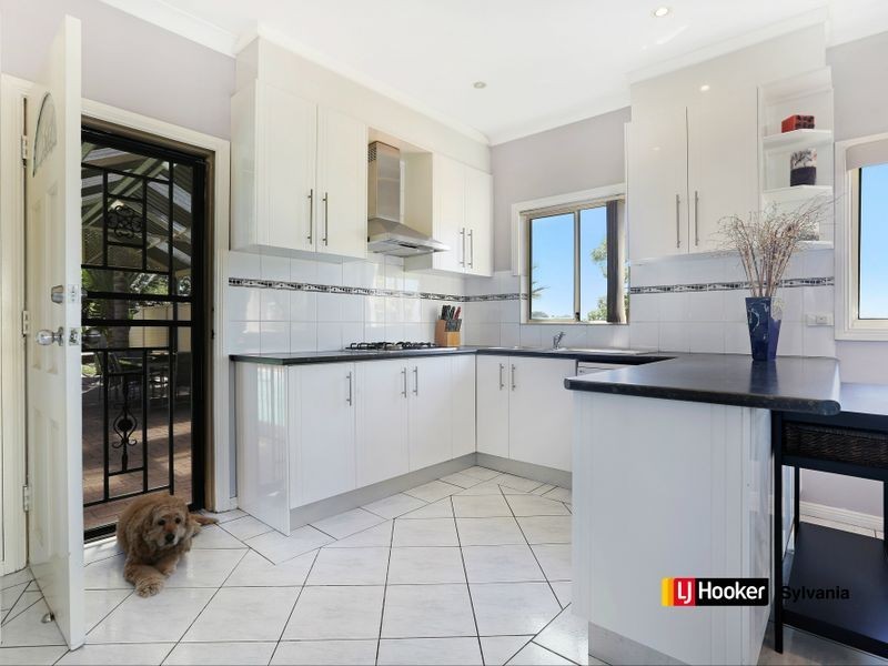 221 Princes Highway, Sylvania NSW 2224