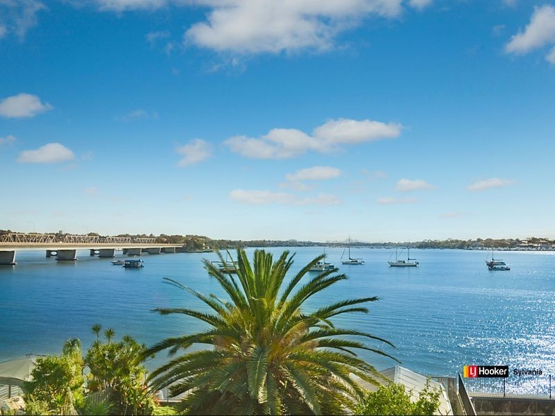 12A Belgrave Esplanade, Sylvania NSW 2224