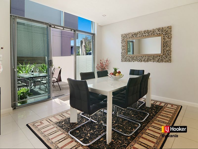 2/14-20 Madeira Street, Sylvania NSW 2224