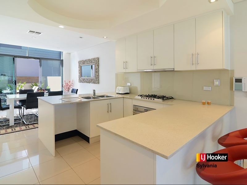 2/14-20 Madeira Street, Sylvania NSW 2224