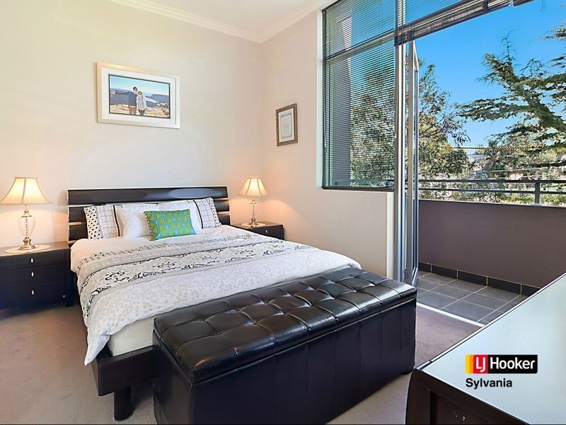 2/14-20 Madeira Street, Sylvania NSW 2224