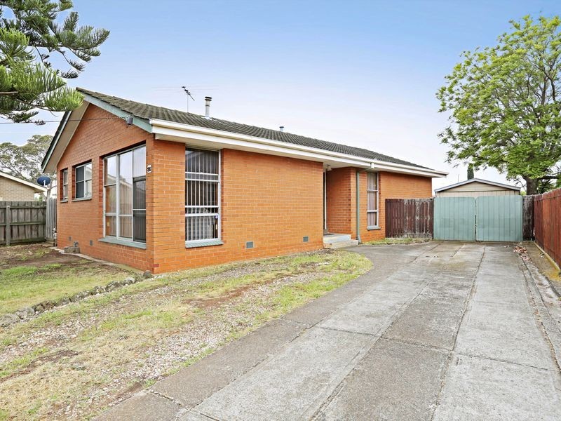 36 Macedon Avenue, Corio VIC 3214