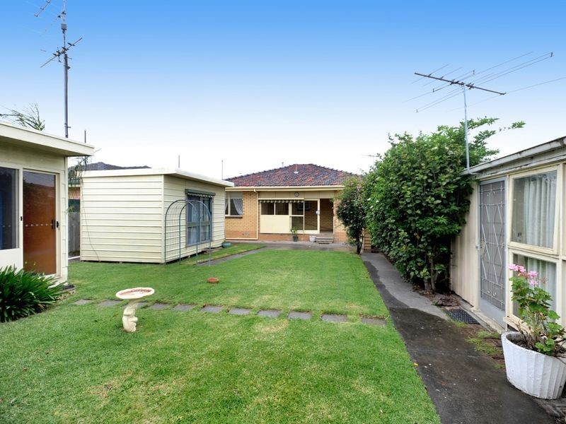 47 Watsons Road, Newcomb VIC 3219