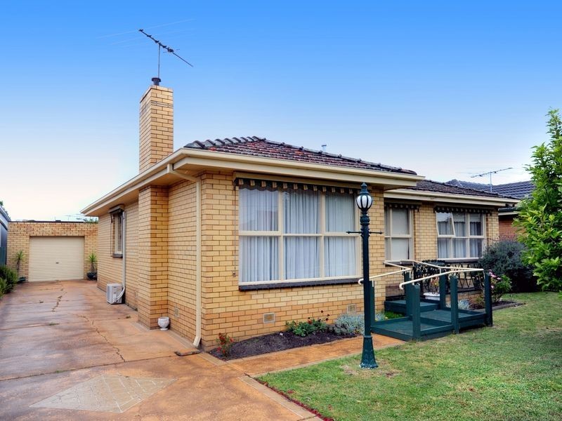 47 Watsons Road, Newcomb VIC 3219