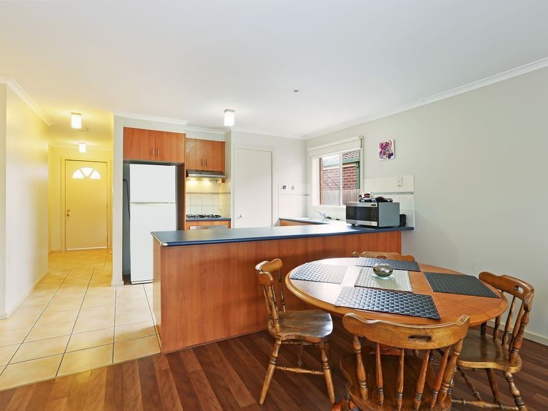 6 Clunies Court, Corio VIC 3214