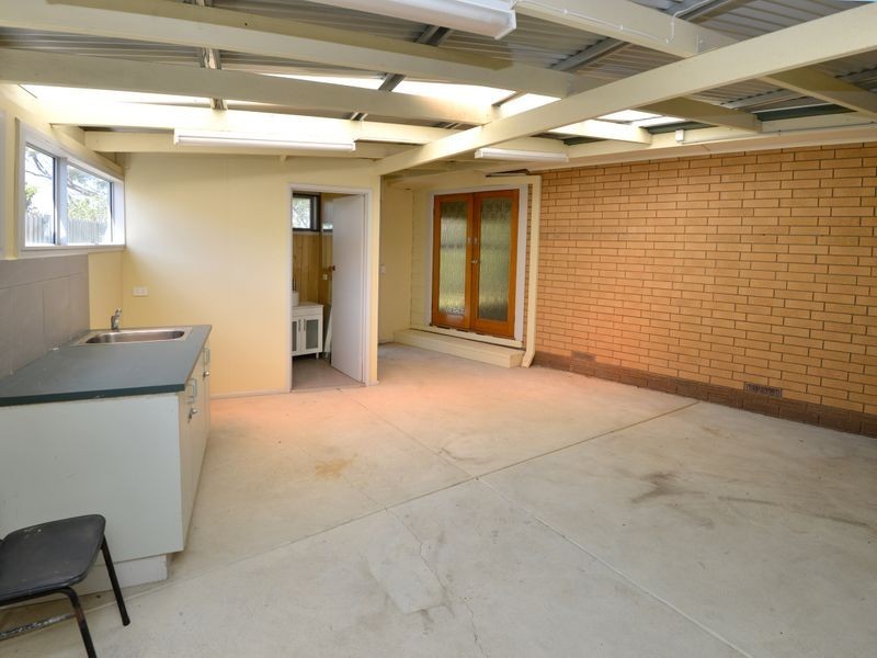 5 Wirth Court, Newcomb VIC 3219