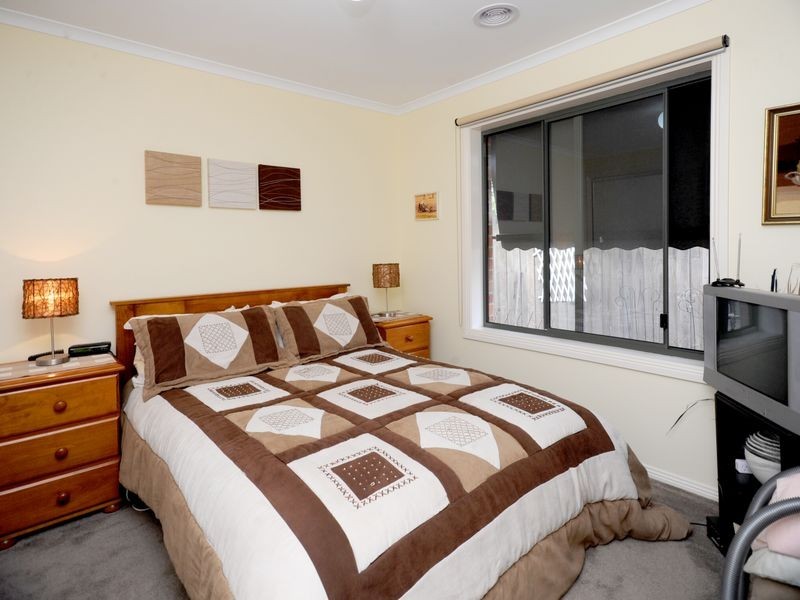 7 Koala Court, Whittington VIC 3219