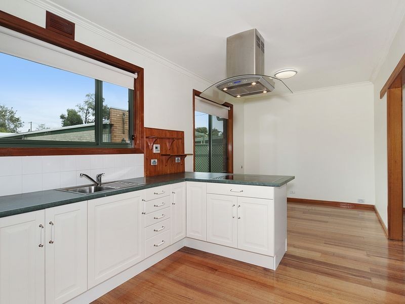 57 Tahara Street, Hamlyn Heights VIC 3215