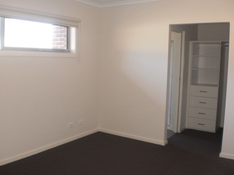 2/49 Vistula Avenue, Bell Park VIC 3215