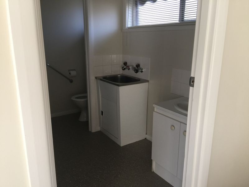 2/53 Regent Street, Whittington VIC 3219