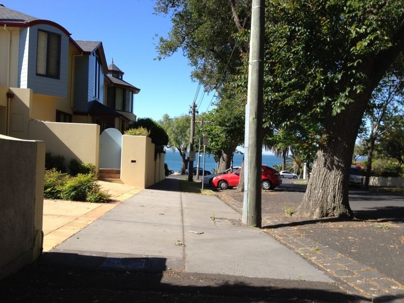 8/2 Pevensey Street, Geelong VIC 3220