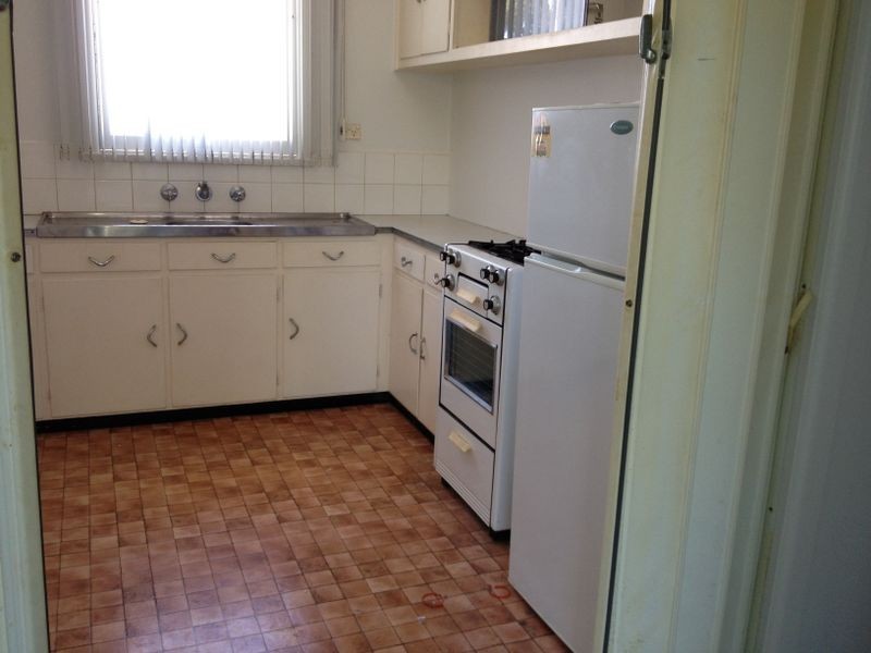 8/2 Pevensey Street, Geelong VIC 3220