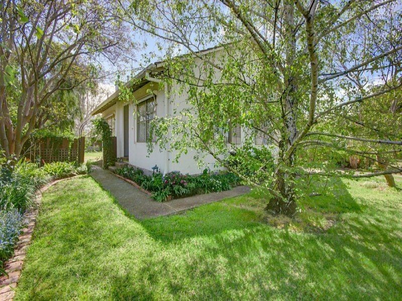 36 Canadian Parade, Corio VIC 3214