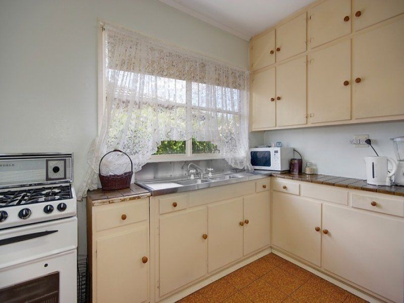 36 Canadian Parade, Corio VIC 3214